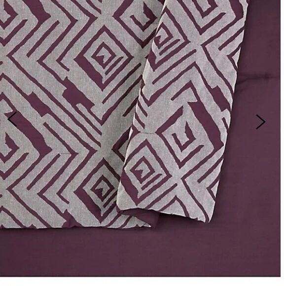 Ayesha Curry

Abstract Geo 3-Piece Duvet Cover Set - Picture 3 of 7
